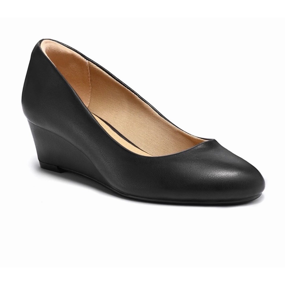 Pennysue Women's Wedge Pumps Black Closed Toe Shoes 2 Inch Size 6 (box Damage)